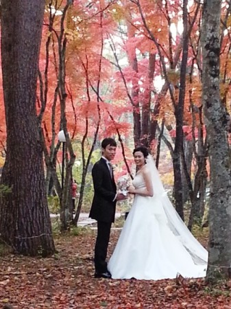 親友のかなえ(湯本舘専属カメラマン)&けんじ(湯本舘専属モデル)の結婚式 in 軽井沢