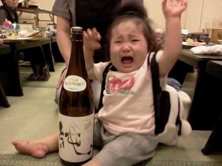 一歳のお祝いに一升餅と一升瓶(笑)