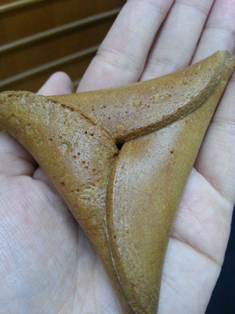 山形県庄内地方で有名なお土産お菓子、からからせんべい!!