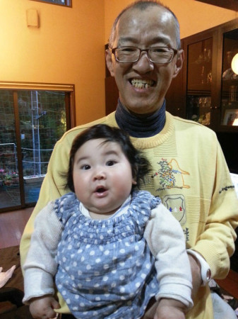 今板温泉 湯本舘の社長、大堀富清と、初孫の桃ちゃん!!!